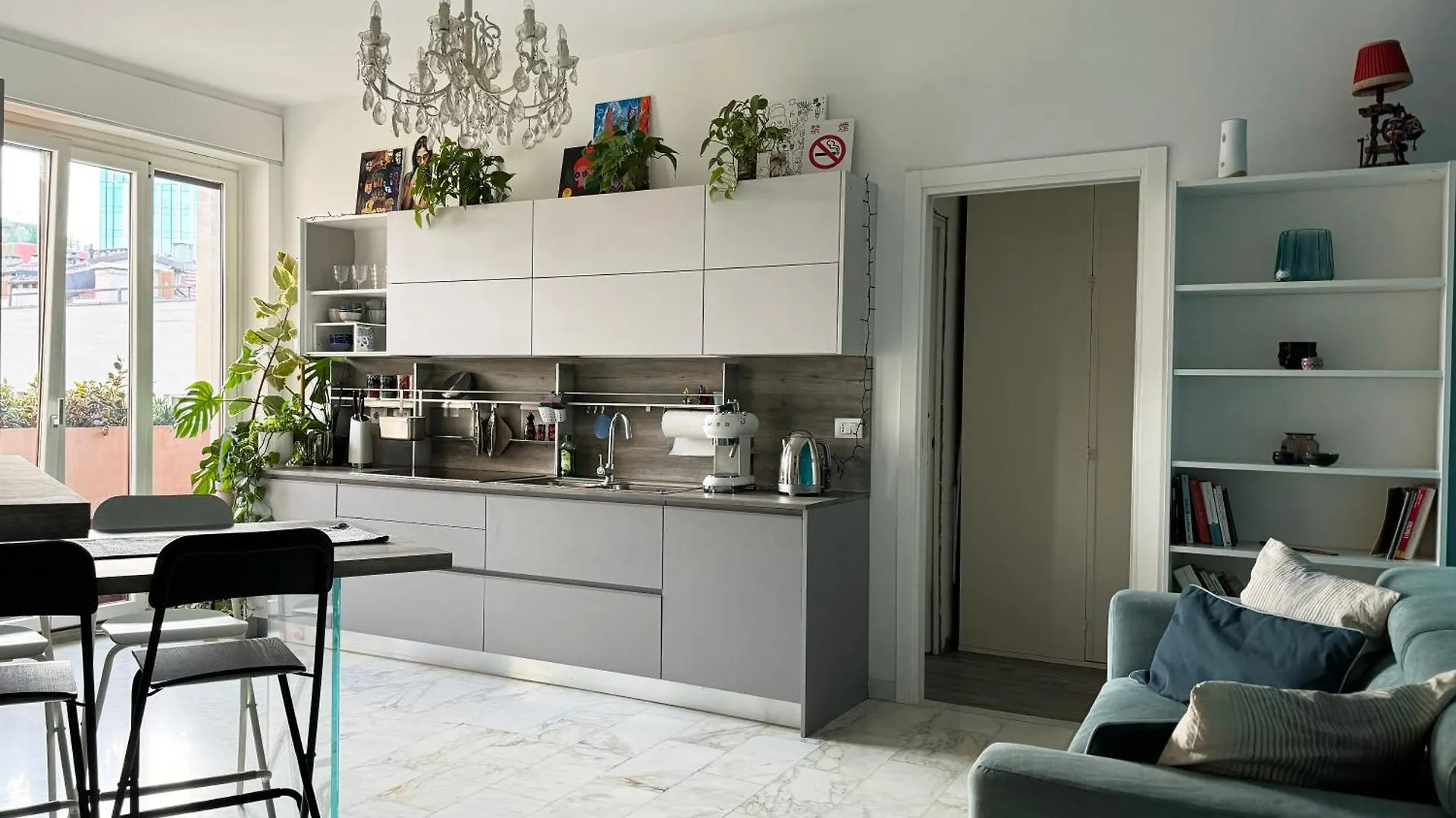 Home Stay And Relax In Milan