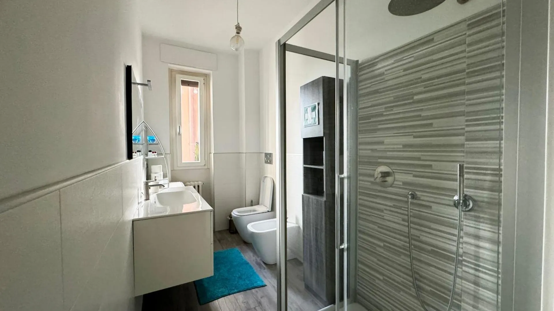 Home Stay And Relax In Milan Apartment